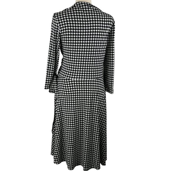 Like new! LEOTA Black and white Houndstooth Sweetheart Neckline Dress Si… - Picture 3 of 16